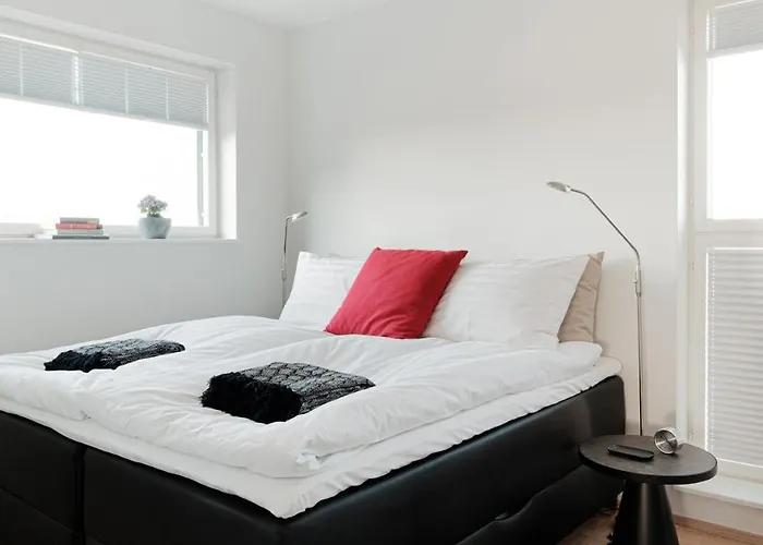 W Seafront, Free Parking *